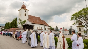 SVÄTÁ OMŠA Z POLOMKY