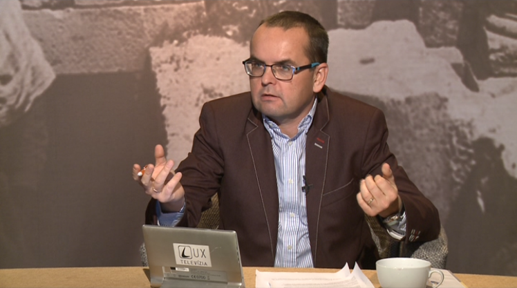 NÁVRAT KU SKUTOČNEJ TRADÍCII