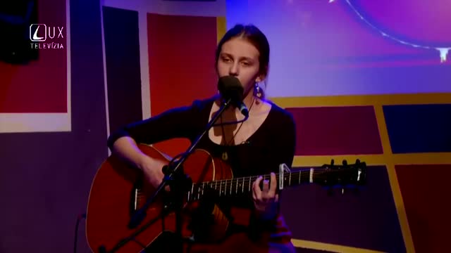 POLTÓN KLUB (91) VIKI TARABOVÁ