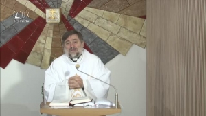 KRISTUS - SVETLO, KTORÉ SA DÁVA A OBETUJE