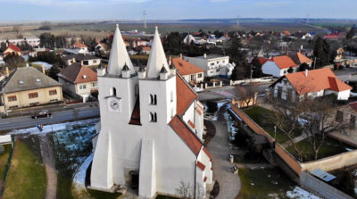 KOSTOL SV. JAKUBA STARŠIEHO VO ŠTVRTKU NA OSTROVE