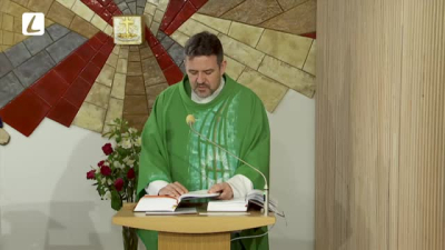 UPROSTRED POHANSKEJ ZEME KLADIE JEŽIŠ OTÁZKU
