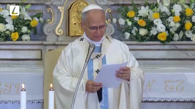LÁSKA JE NAJKRAJŠOU OZDOBOU ČLOVEKA