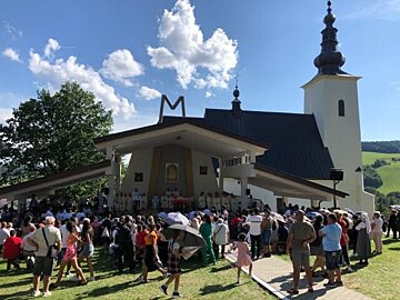 VERTIKÁLY