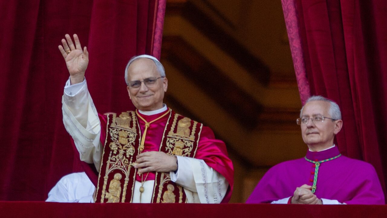 SVÄTÁ OMŠA S NOVÝM PÁPEŽOM LEVOM XIV.