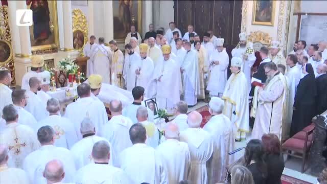 ZÁDUŠNÁ SVÄTÁ LITURGIA A POHREB MONS. PETRA ŠTURÁKA