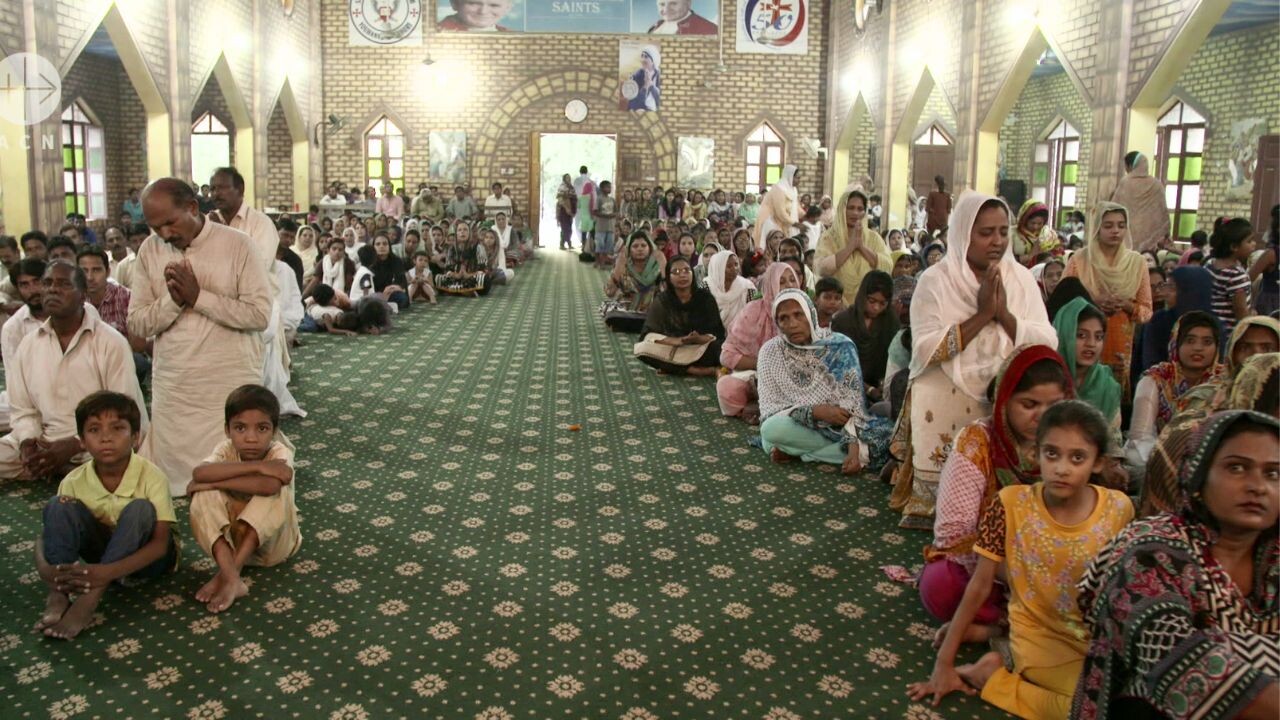 PAKISTAN - MESTO STRACHU