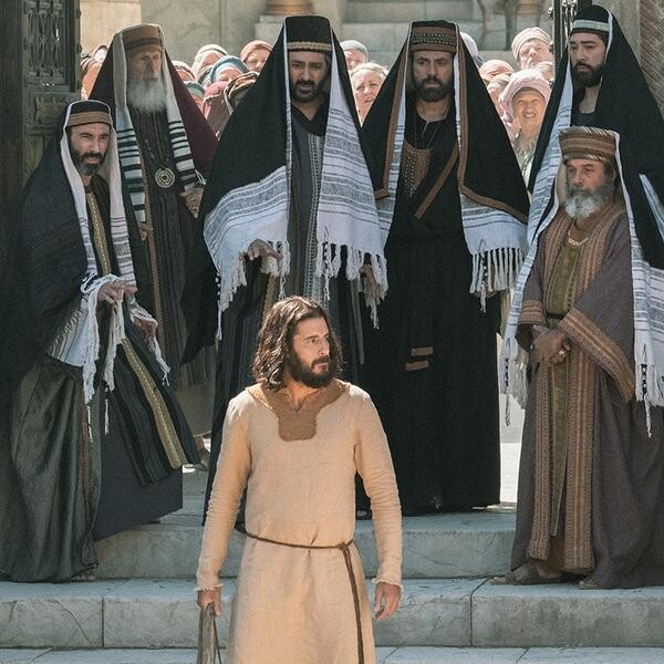 The Chosen / Dom z kariet