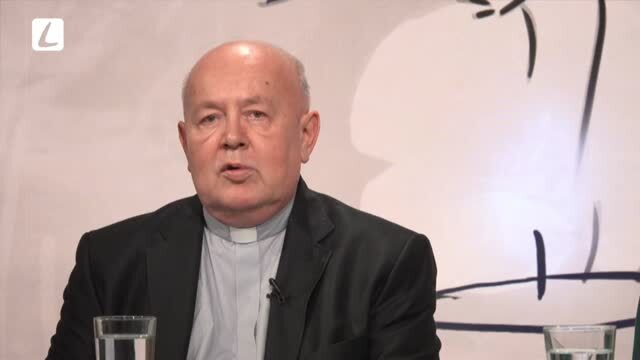 S VĎAKOU A NÁDEJOU