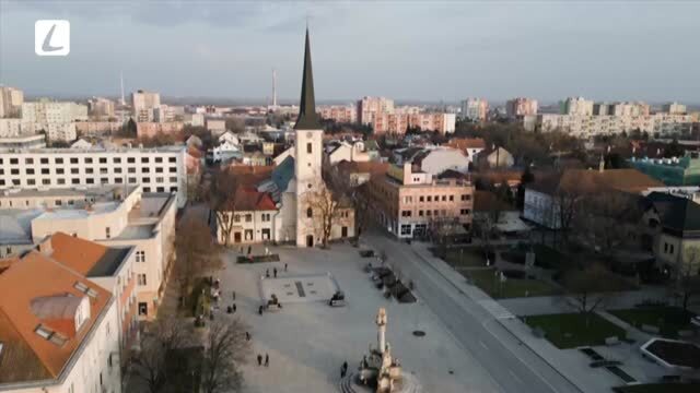 TÝŽDEŇ S... FARNOSŤOU NOVÉ ZÁMKY