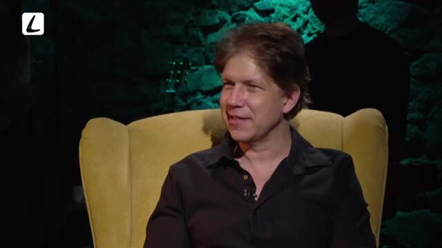 POD JAVISKOM (102) ĽUDSKOSŤ (NIELEN) NA JAVISKU