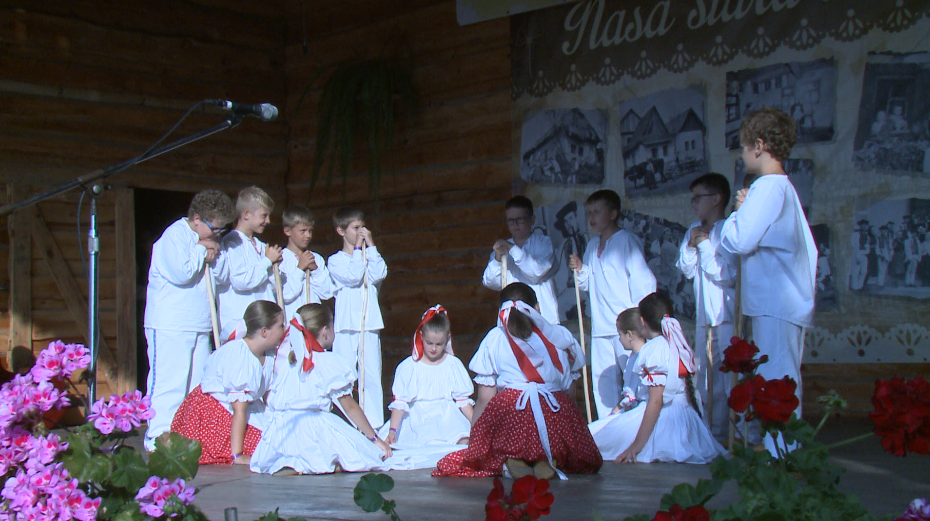 Z JAVORA (5) DETSKÝ FOLKLÓR