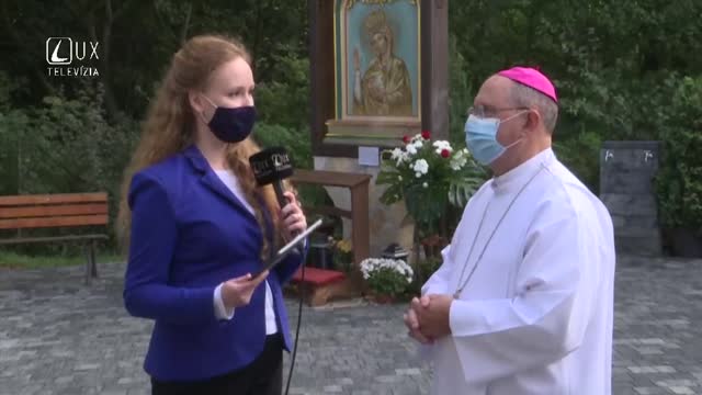 ŹIVÝ VSTUP PRED SVÄTOU OMŠOU Z OBIŠOVOVIEC